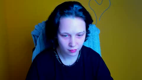 Snapshot of vanessa_lissme chatting on 05/17/26, 11:17 Vanessa online show from 05/17/26, 11:17