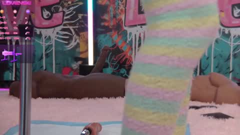  Vanessa  online show from 02/09/25, 10:09