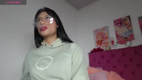 Vanessa  online show from 02/26/25, 05:31