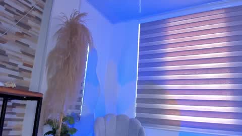 Vanessa Novvoa online show from 01/20/25, 07:04