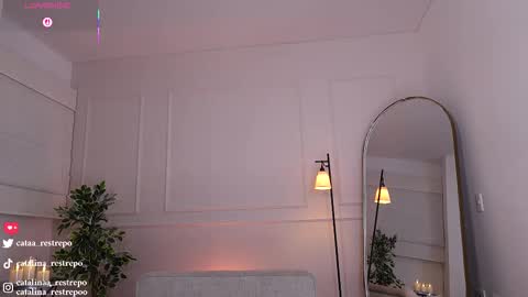 Snapshot of vanessa_sexxy chatting on 03/29/26, 02:00 vanessa sexxy online show from 03/29/26, 02:00