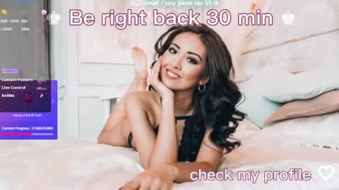 Snapshot of vanessa_sxy chatting on 04/18/26, 07:07 Vanessa online show from 04/18/26, 07:07