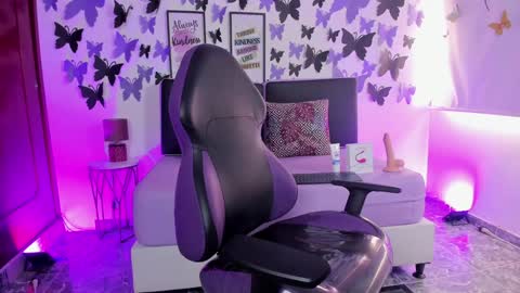 Vanessa  online show from 01/11/25, 12:29