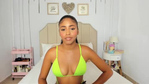 Vanessa online show from 03/12/25, 04:51
