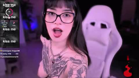 Snapshot of vanessablackrose chatting on 03/12/26, 04:18 Vanessa online show from 03/12/26, 04:18