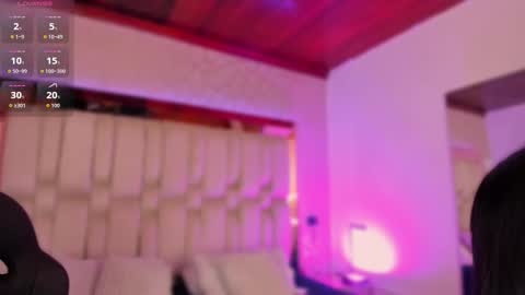vanessaduval online show from 09/18/25, 03:41