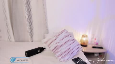 vanessajohnsonn online show from 01/23/25, 12:35