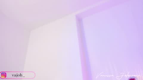 vanessajohnsonn online show from 03/09/25, 03:11