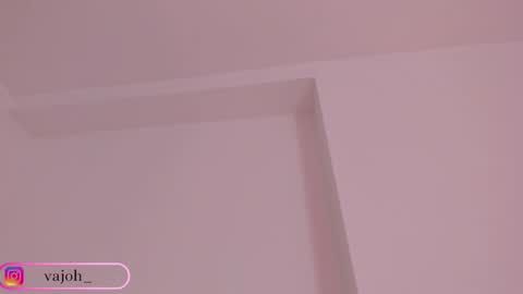 vanessajohnsonn online show from 02/06/26, 12:37