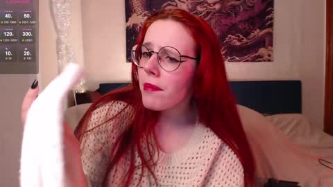 Snapshot of vanessalincum chatting on 12/12/24, 05:31 Vanessa follow me -  I will answer you there at any time online show from 12/12/24, 05:31