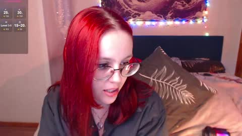 Snapshot of vanessalincum chatting on 01/16/25, 07:17 Vanessa follow me -  I will answer you there at any time online show from 01/16/25, 07:17