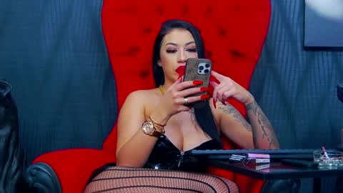 Miss Vanessa online show from 12/20/24, 01:36