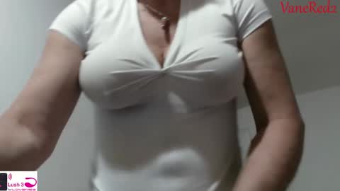 Vanesared2 online show from 02/19/25, 11:36