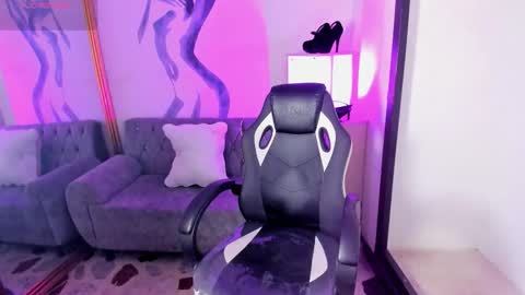 Snapshot of vanessascott_ chatting on 03/07/26, 07:16 vanessascott_ online show from 03/07/26, 07:16