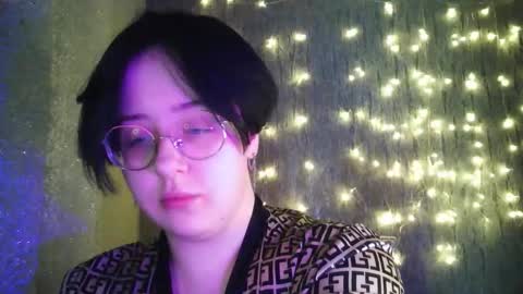 Snapshot of vanessashadow chatting on 12/16/25, 09:20 vanessashadow online show from 12/16/25, 09:20