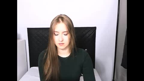 VanessaTrue online show from 03/29/26, 04:18