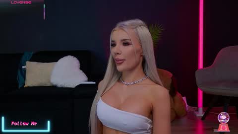 Vanessa online show from 07/12/26, 11:56