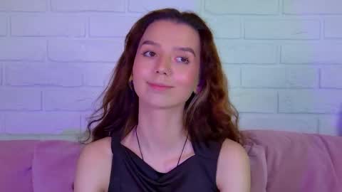 VanessaVienne online show from 04/19/26, 04:06