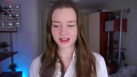 Luna online show from 01/17/26, 06:33