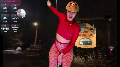 Snapshot of vanilla_skkye chatting on 02/13/26, 06:37 Skkye online show from 02/13/26, 06:37