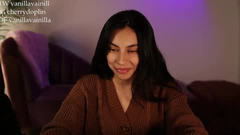 Snapshot of vanilla_velvet chatting on 09/10/25, 11:38 Annabet online show from 09/10/25, 11:38