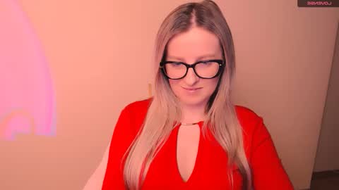 Mia online show from 02/19/26, 04:58