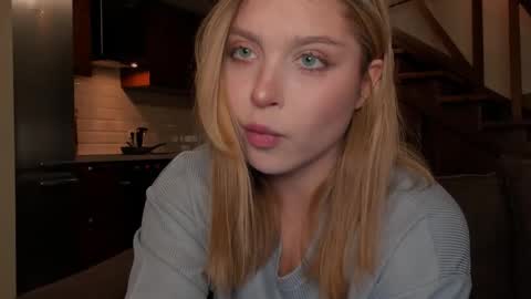 Vanilla online show from 11/19/25, 01:33