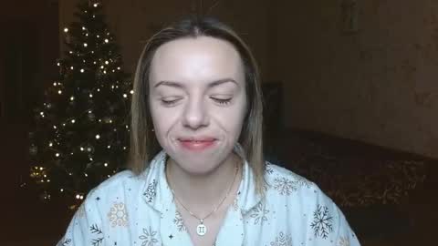 Snapshot of vanillamuffin chatting on 12/19/25, 07:04 VanillaMuffin online show from 12/19/25, 07:04