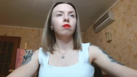 Snapshot of vanillamuffin chatting on 02/28/26, 01:45 VanillaMuffin online show from 02/28/26, 01:45