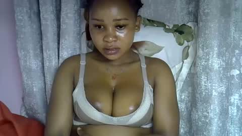 Snapshot of vanillavenus chatting on 03/17/26, 09:18 vanillavenus online show from 03/17/26, 09:18