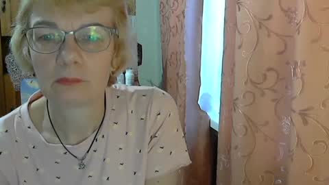 Vanillaxcreamy online show from 02/05/25, 02:05