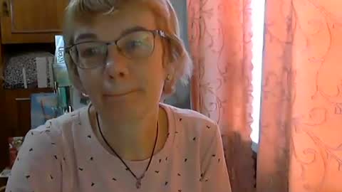 Vanillaxcreamy online show from 03/04/25, 11:19