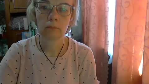 Vanillaxcreamy online show from 03/06/25, 10:30