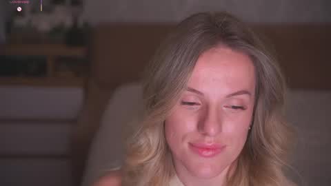 Sophie online show from 05/24/26, 10:04