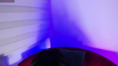 Snapshot of vannecute1 chatting on 09/17/25, 04:58 Megan Rosse online show from 09/17/25, 04:58