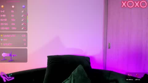 Snapshot of vannecute1 chatting on 03/27/26, 08:59 Megan Rosse online show from 03/27/26, 08:59