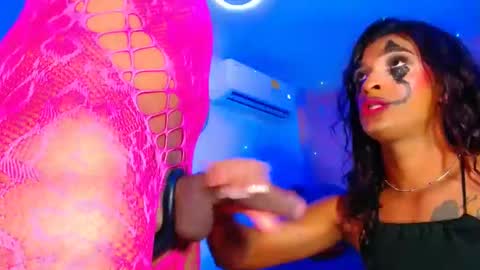 Snapshot of vannesa01 chatting on 10/30/25, 07:36 vannesa01 online show from 10/30/25, 07:36