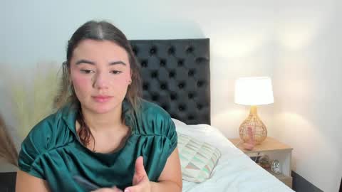 Vannesa online show from 04/06/26, 10:54