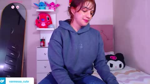 Vanesa online show from 12/22/25, 07:00