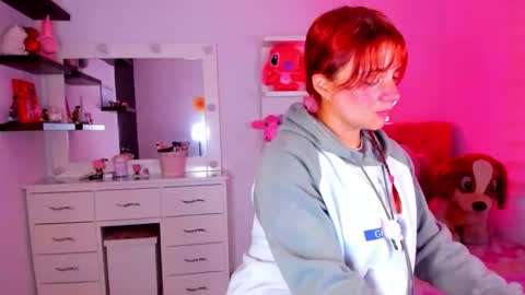 Snapshot of vannessa_shy chatting on 06/03/26, 08:03 Vanesa online show from 06/03/26, 08:03