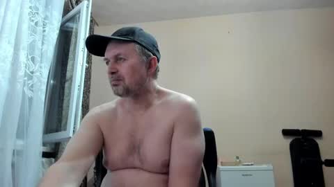 Snapshot of vano_822 chatting on 05/19/26, 06:14 vano_822 online show from 05/19/26, 06:14