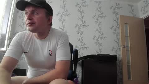 Snapshot of vano_822 chatting on 06/29/26, 12:05 vano_822 online show from 06/29/26, 12:05