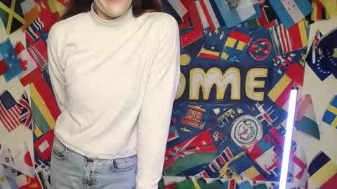 Snapshot of vanrey_ chatting on 11/20/25, 07:52 Vanessa online show from 11/20/25, 07:52