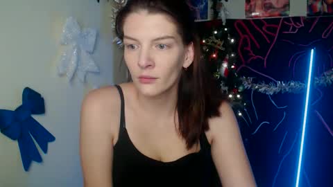 Vanessa online show from 12/20/25, 07:48