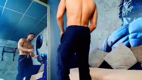 Snapshot of vans_ross chatting on 03/18/26, 07:17 Vans Ross online show from 03/18/26, 07:17