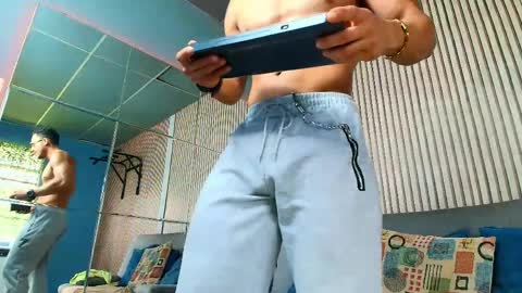 Snapshot of vans_ross chatting on 04/01/26, 07:33 Vans Ross online show from 04/01/26, 07:33