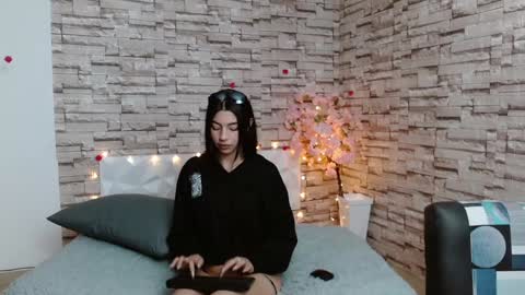 Karuna online show from 12/05/24, 02:42