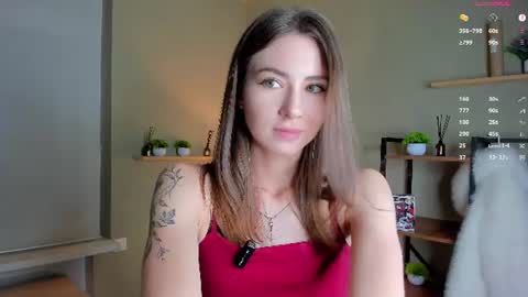 Snapshot of vanvanvibe chatting on 06/11/26, 05:11 Charline online show from 06/11/26, 05:11