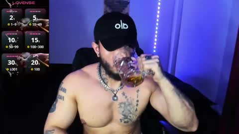 Snapshot of vanvelckan_ chatting on 10/31/25, 10:44 vanvelckan_ online show from 10/31/25, 10:44