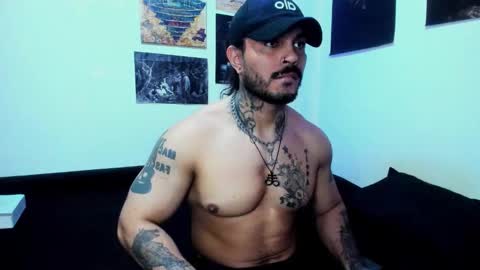 vanvelckan_ online show from 01/11/26, 03:00